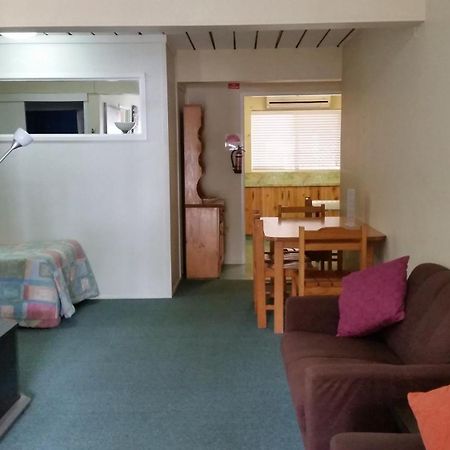 Clifford Park Motor Inn Toowoomba Oda fotoğraf